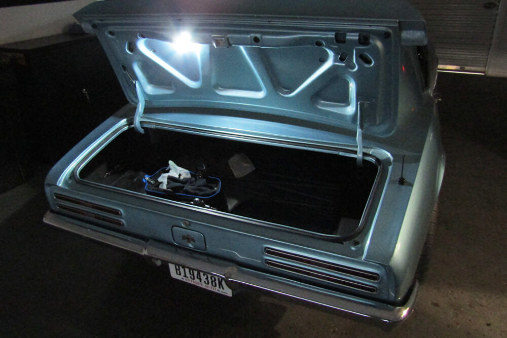 1967-69 Camaro/Firebird Trunk Light Assembly