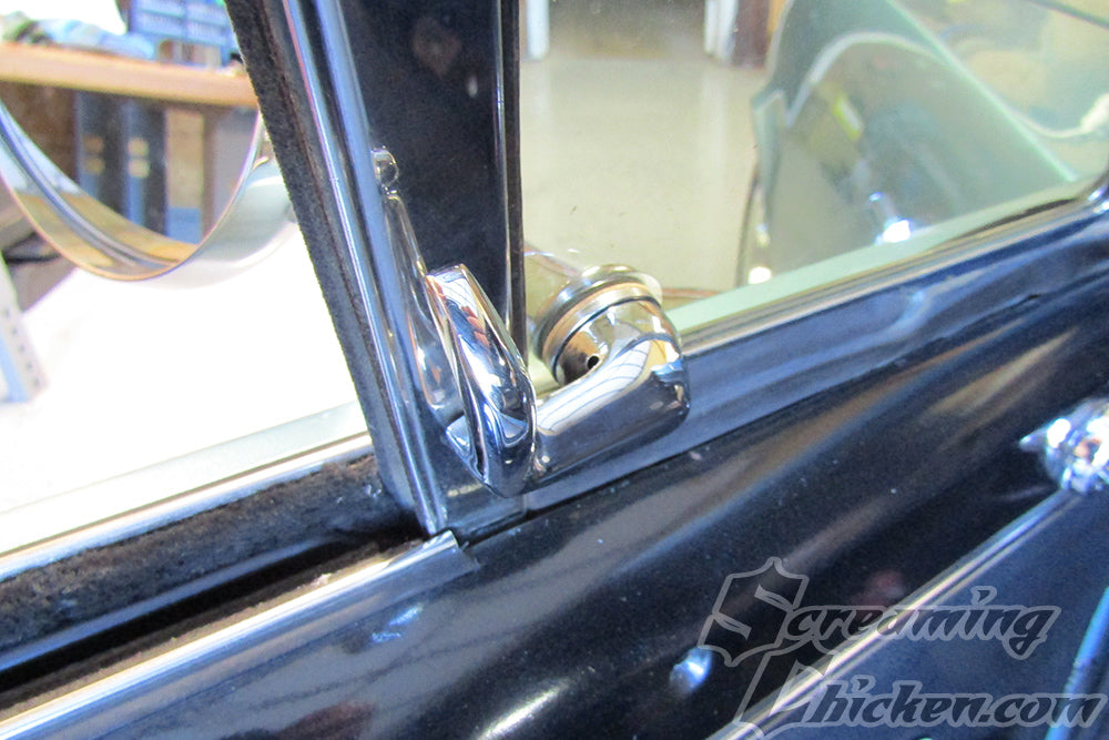 1967 Camaro/Firebird Vent Window Handle Complete Kit – Screaming