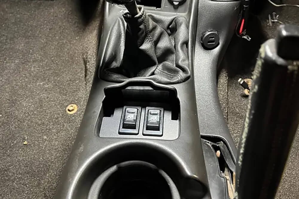 1985-92 Firebird/TA 4th Gen Console Swap Power Window Switch Mount