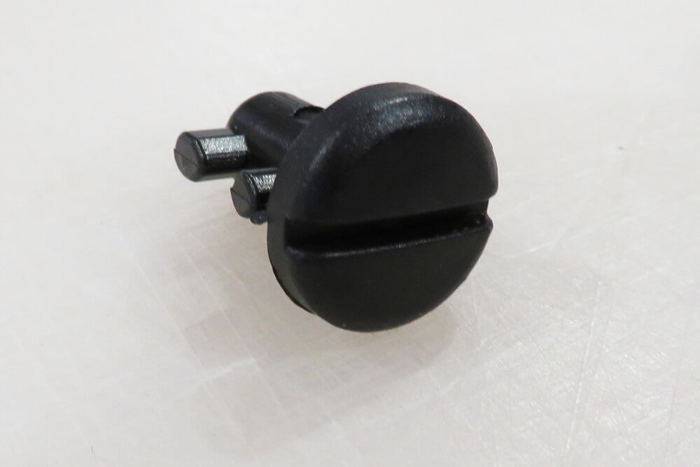 1993-2002 Camaro/Firebird Interior Rear Hatch Cargo Panel Retainer